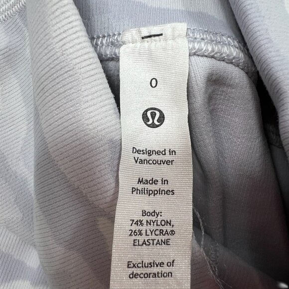 Lululemon Wunder Under High Rise Tight 28" Inseam Incognito Camo Apline White Si - Picture 3 of 6